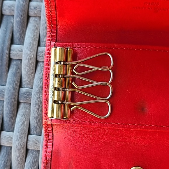 Louis vuitton red epi leather 4 keys holder - Picture 7 of 12